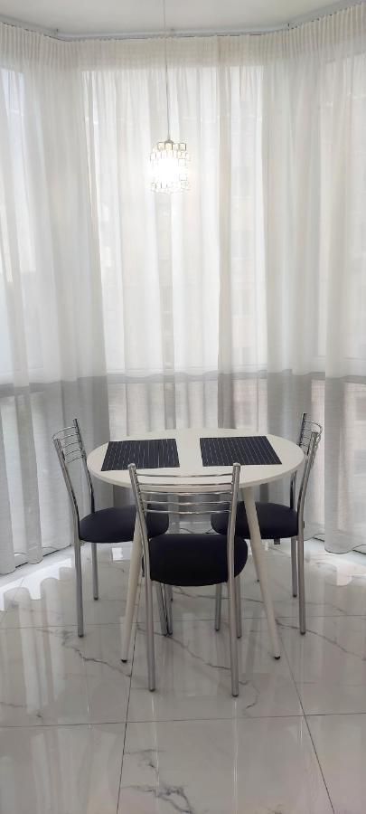 Malinki Apartment โอเดสซา ภายนอก รูปภาพ