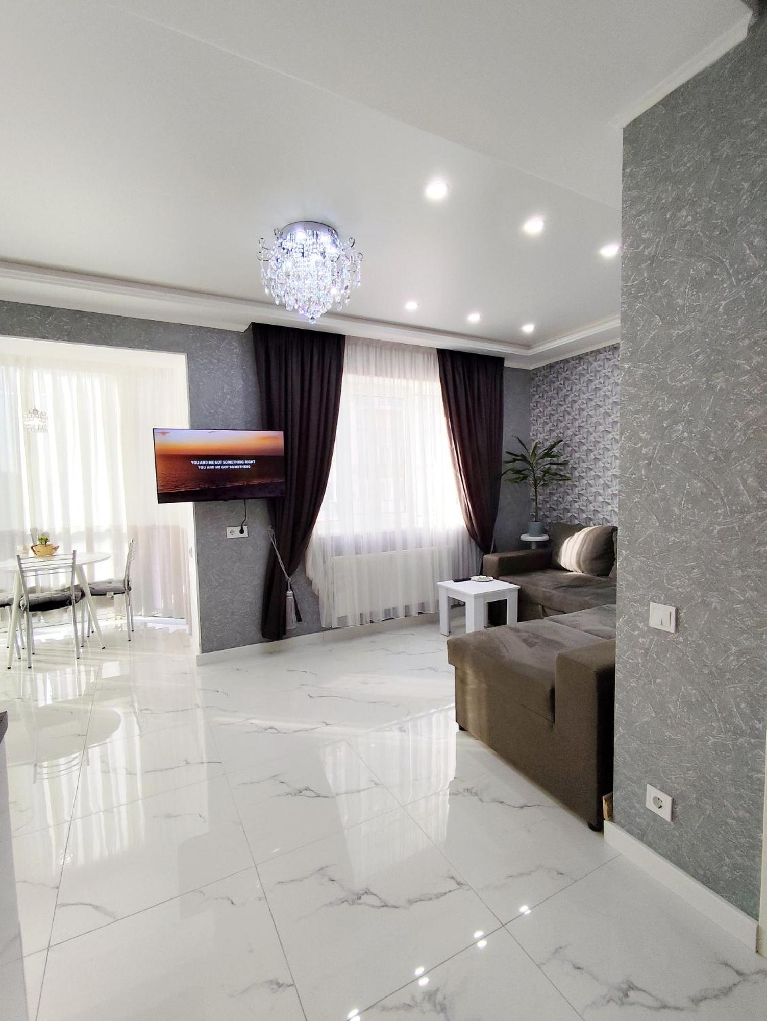 Malinki Apartment โอเดสซา ภายนอก รูปภาพ